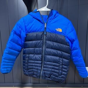 Boys The North Face winter coat - reversible. Size Boys small.